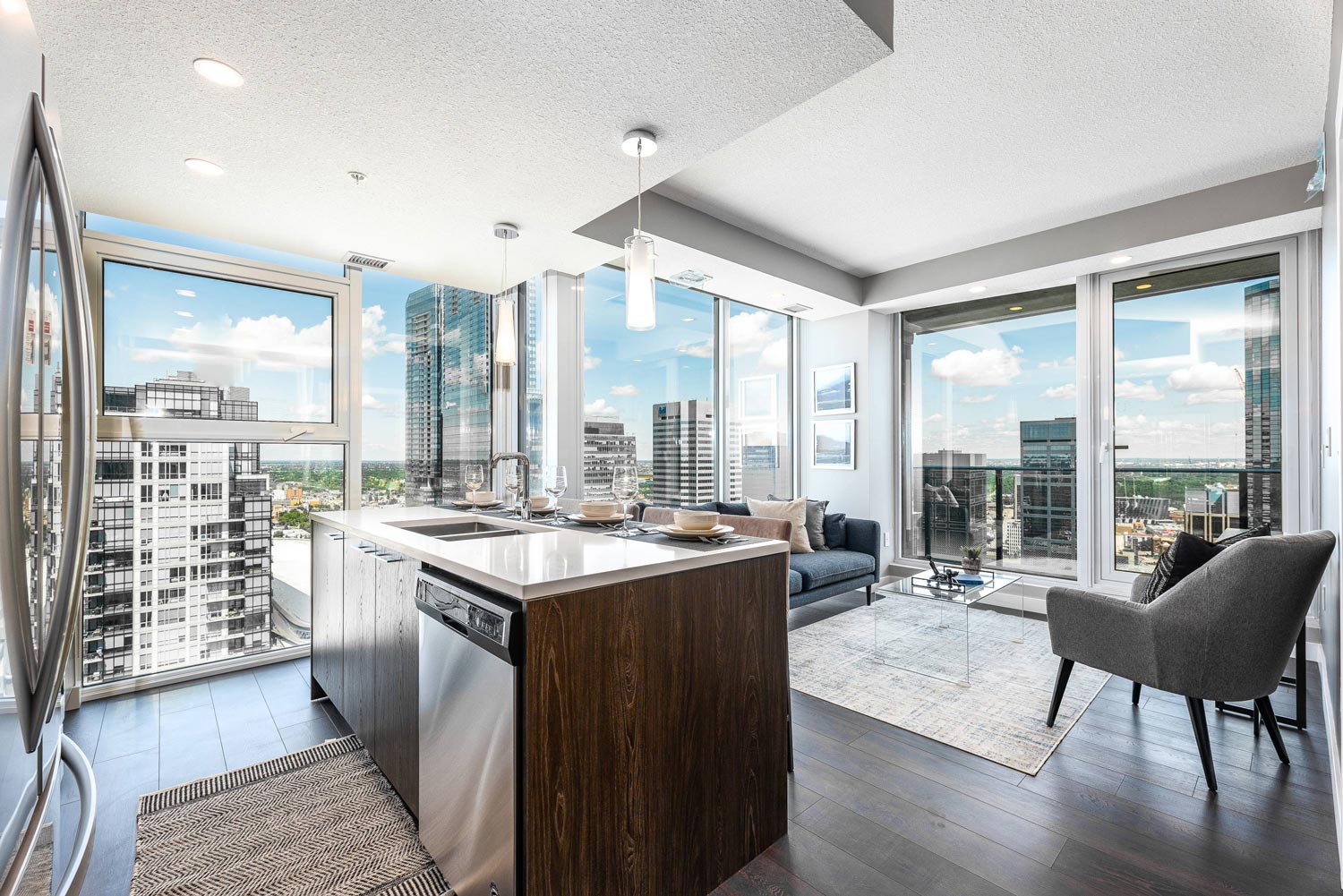 Encore Tower — interior detail