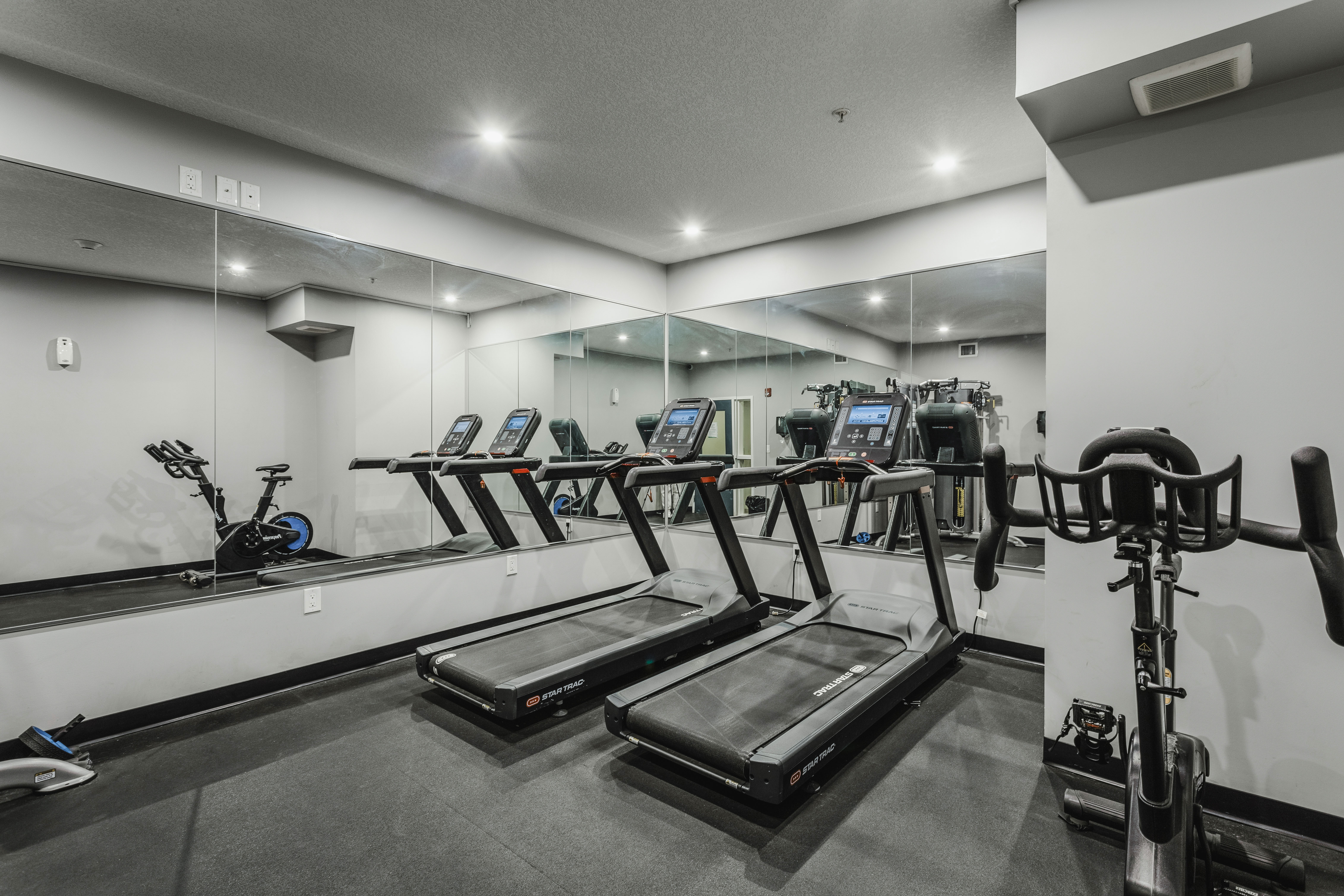 Park Ave — neighbourhood context