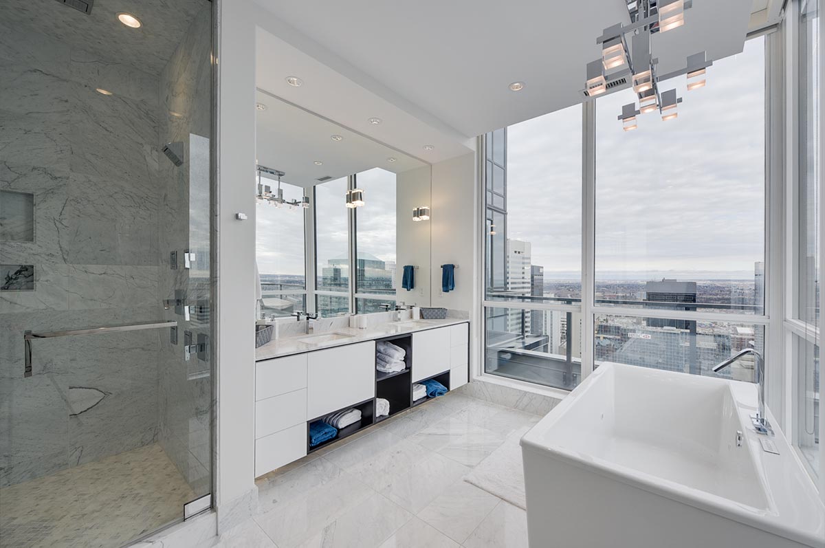 Ultima Tower — neighbourhood context