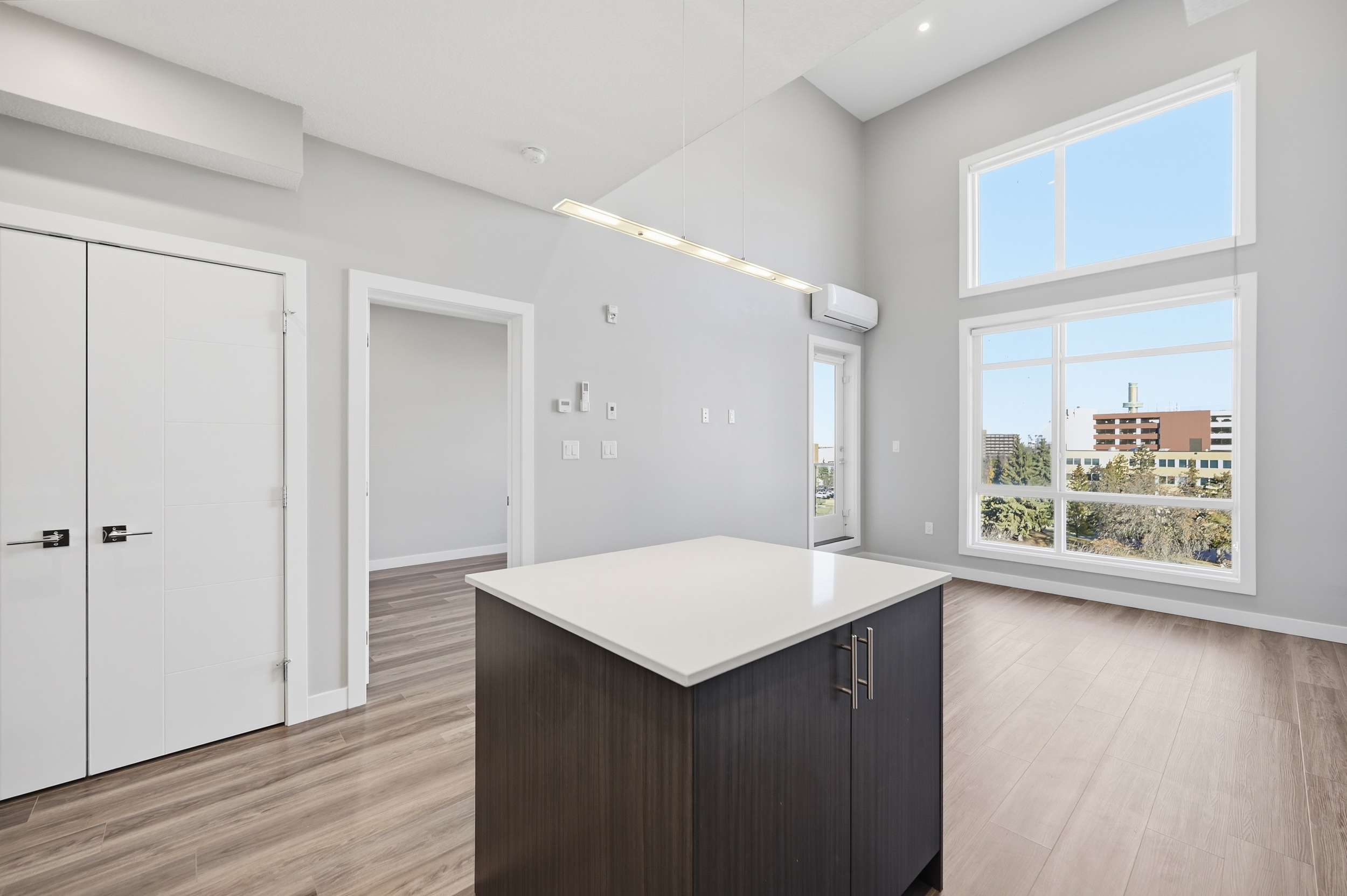 University Heights — building view