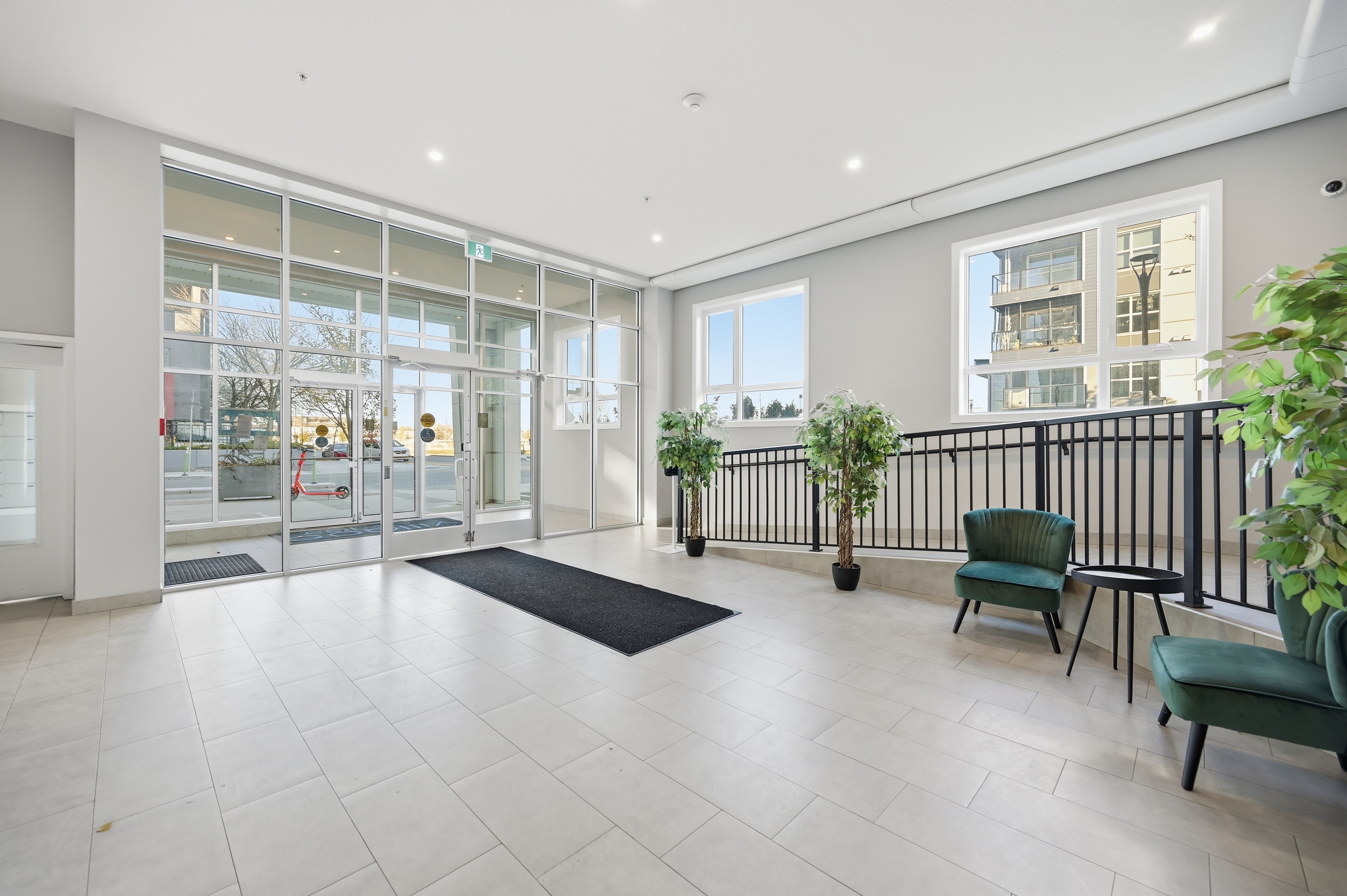 Village on 105th — neighbourhood context