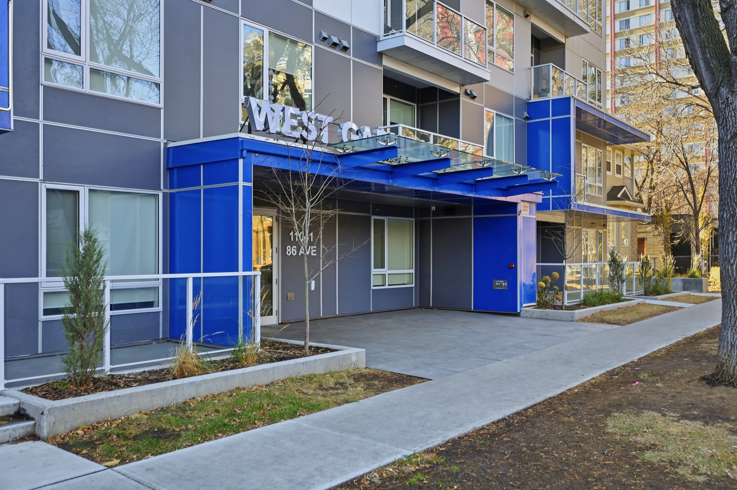 West Garneau — exterior view