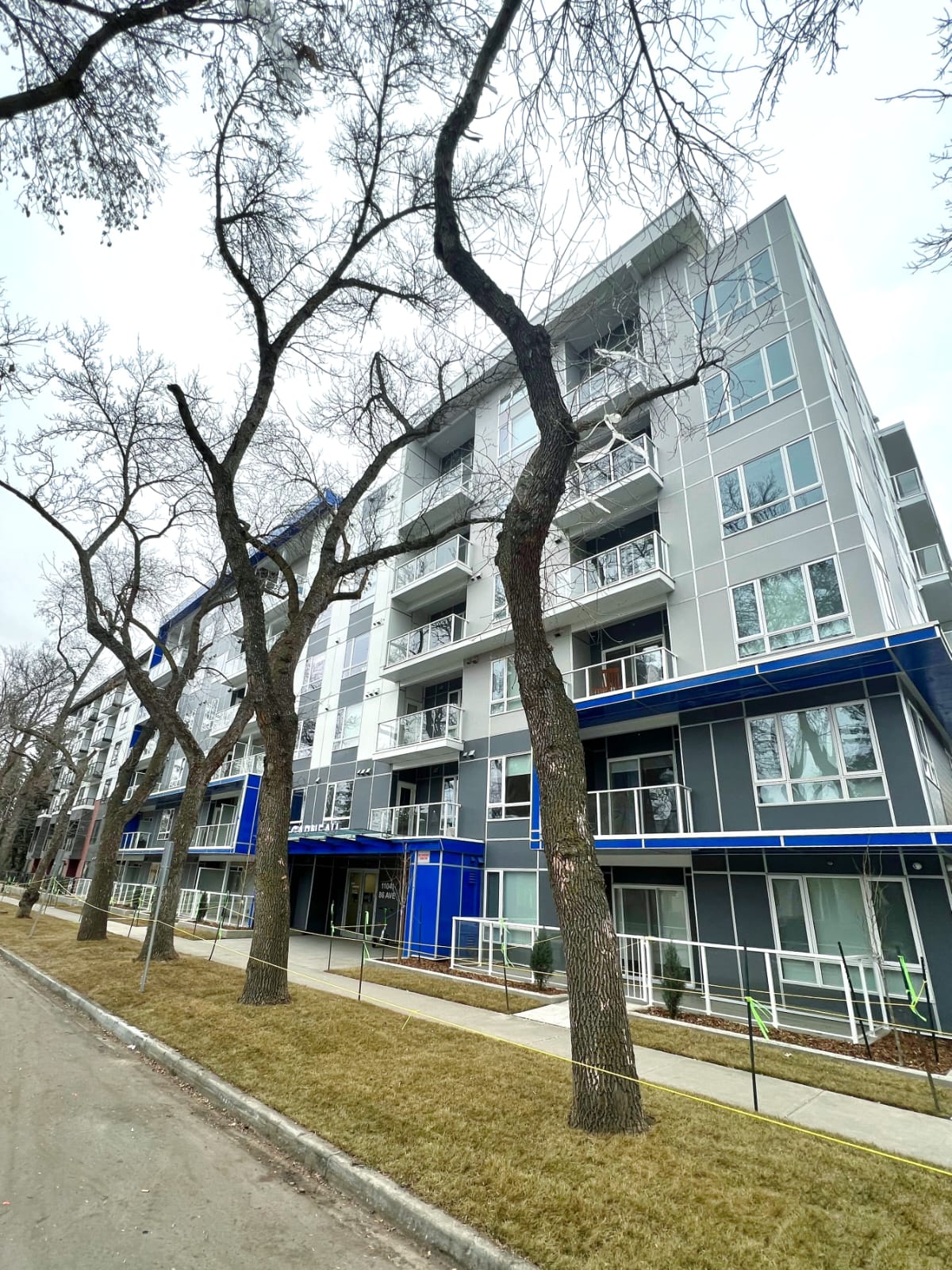 West Garneau — facade detail