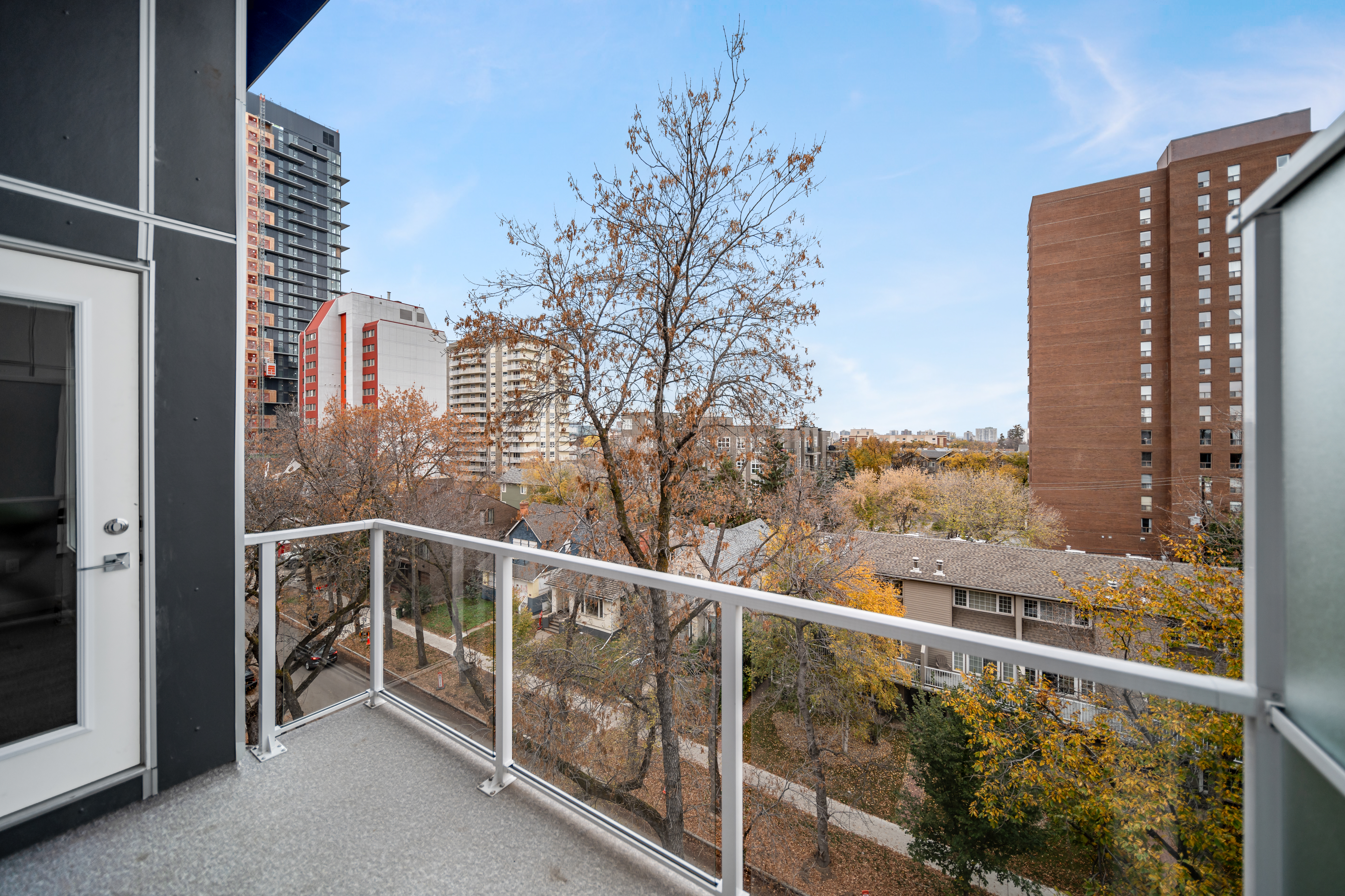 West Garneau — neighbourhood context